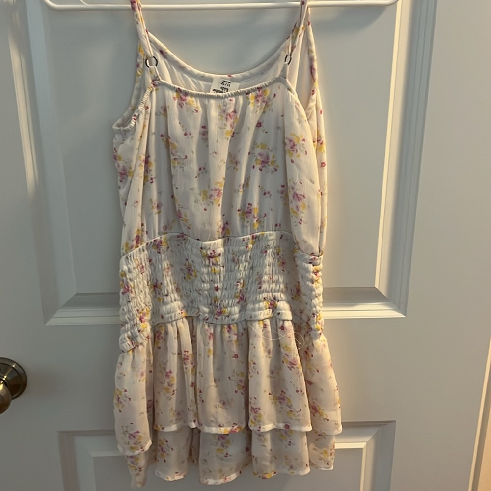 Romper - Picture 2 of 2